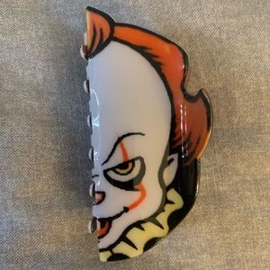 Penny wise the clown hair clip!